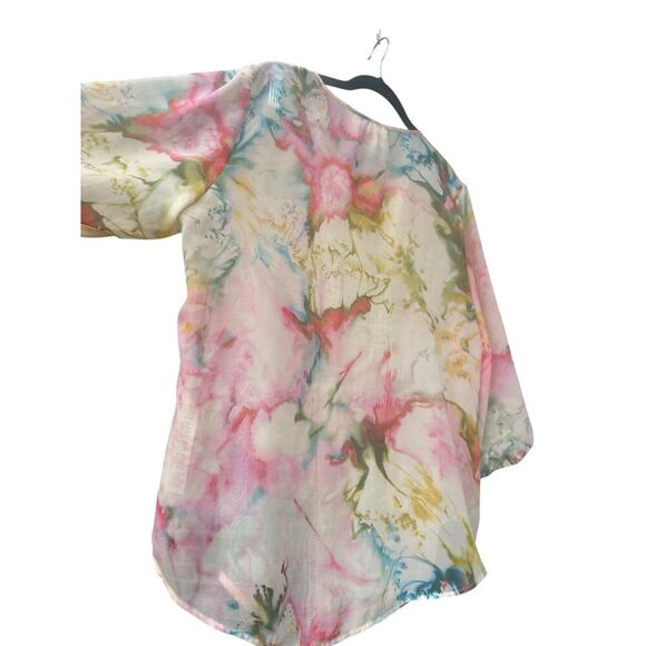 Chicos Diffused Floral Lynelle Top. Size-2 - Picture 4 of 8